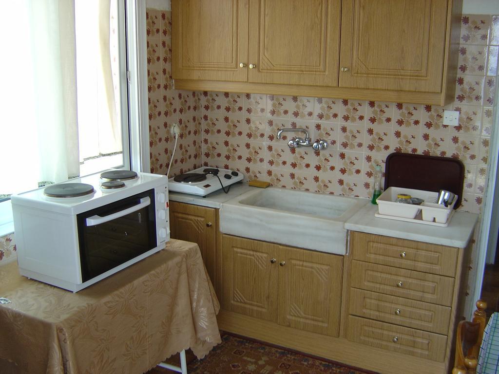 Eleni Houses Kómboi Dış mekan fotoğraf